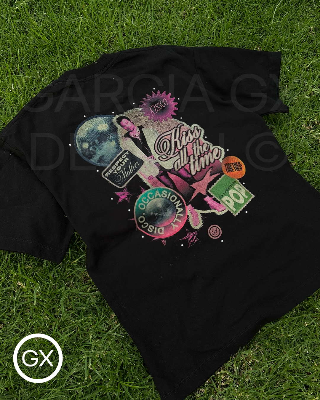 KISSCO STICKERS TEE