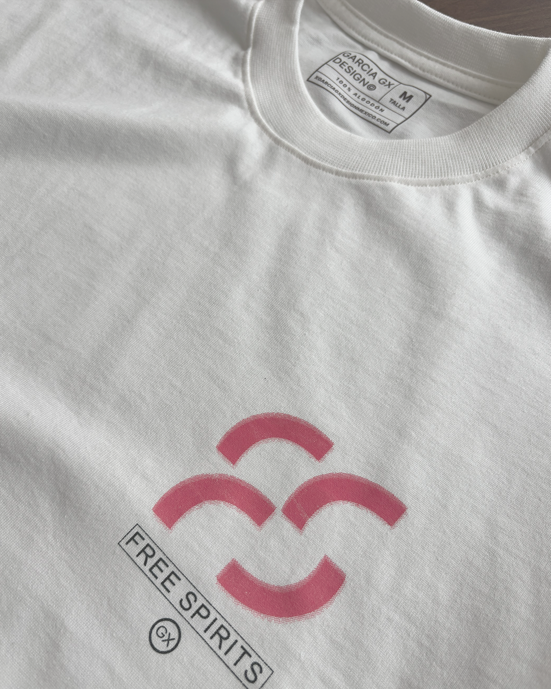 SANANDO EL CAOS TEE